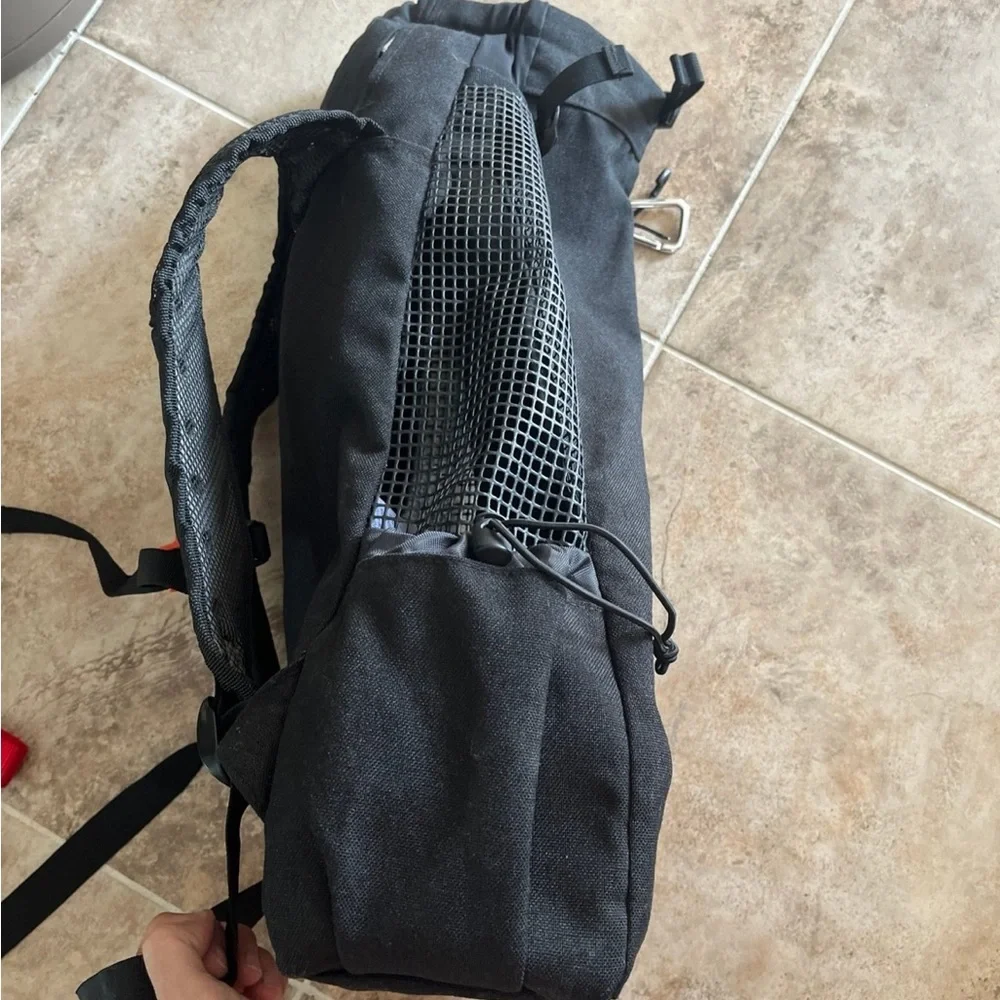 Black Dog Travel Backpack by Unknown Brand